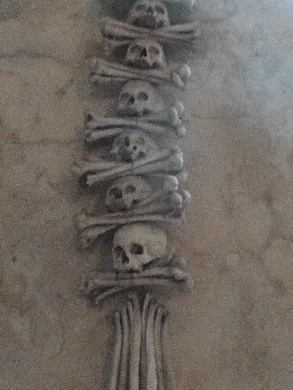 Sedlec Ossuary (Bone Church) Kutna Hora Czech Republic (4)
