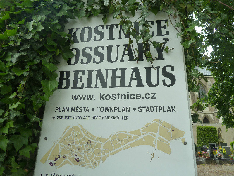 Sedlec Ossuary (Bone Church) Kutna Hora Czech Republic (13)