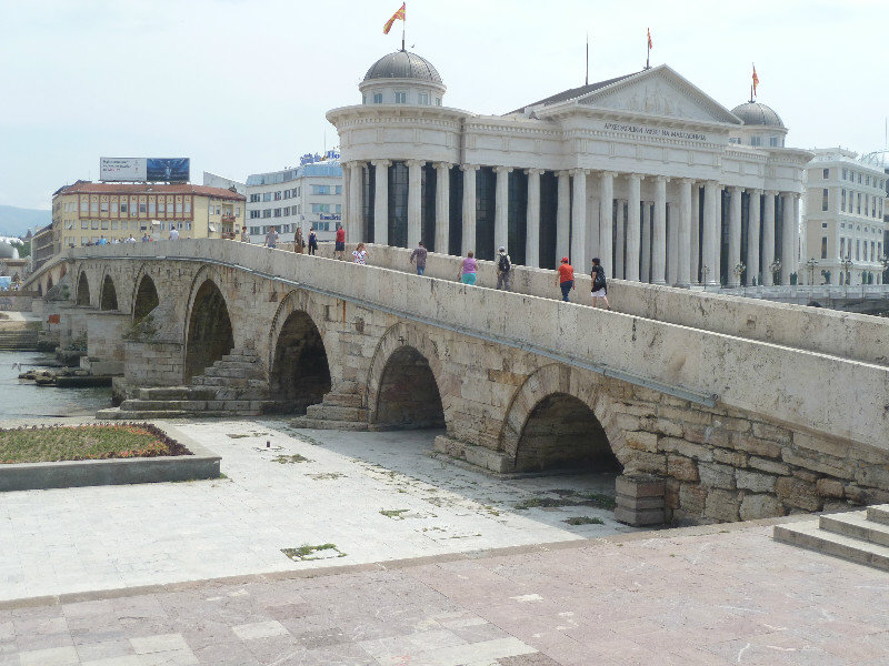 Stone Bridge Skopie (1)
