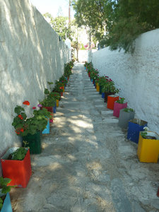 Narrow streets of Little Vanise on Mykonos (3)