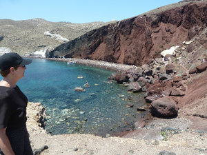 Red Beach on southern coast of Santorini (2)