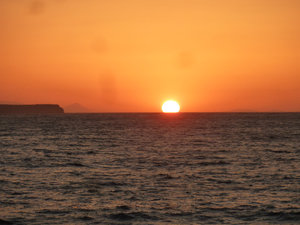 Sunset cruise Santorini (51)