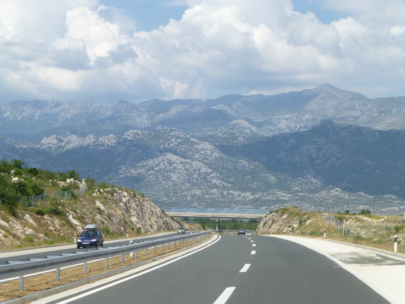 Road from Zadar to Carana Plitvice Lakes Croatia (7)