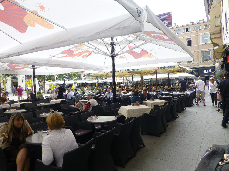 Many Cafe Bars and restaurants in Zagreb Croatia (1)