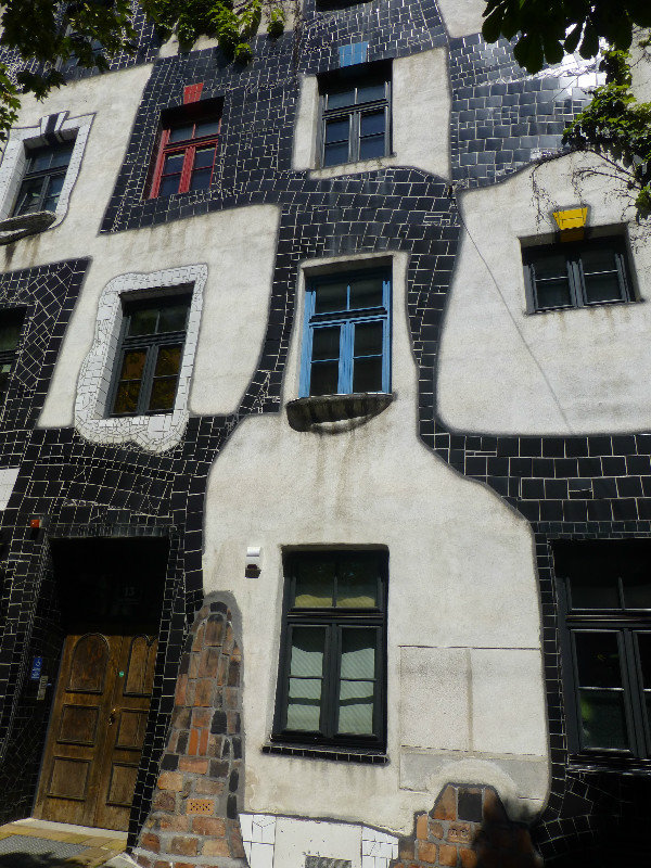 Hundertwasser Museum Vienna Austria (16)