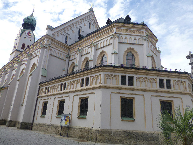 St Nikolaus Parish Church Rosenheim Austria (2)