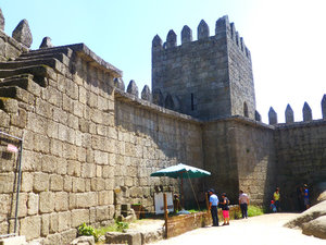 Medieval Castle in Guimaraes Portugal (4)