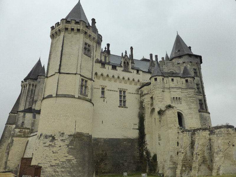 Saumur in Loire Valley France (7)
