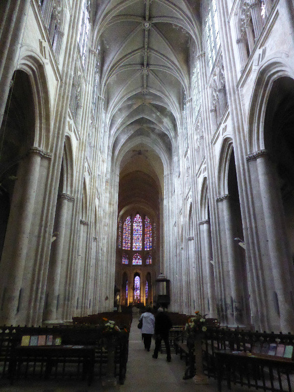 Cathedral in Tours in Loire Valley France (7)