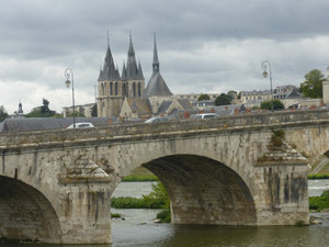 Blois in Loire Valley France (11)