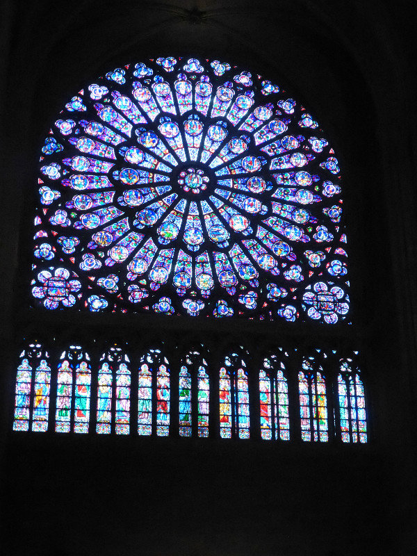 Notre Dame in Paris France (4)