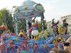 The Grand Parade at Disneyland Paris France (3)