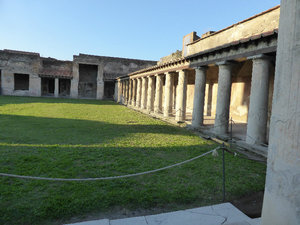 Pompeii Italy 17 Oct 2013 (23)