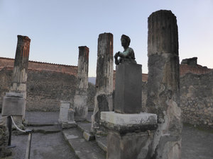 Pompeii Italy 17 Oct 2013 (33)