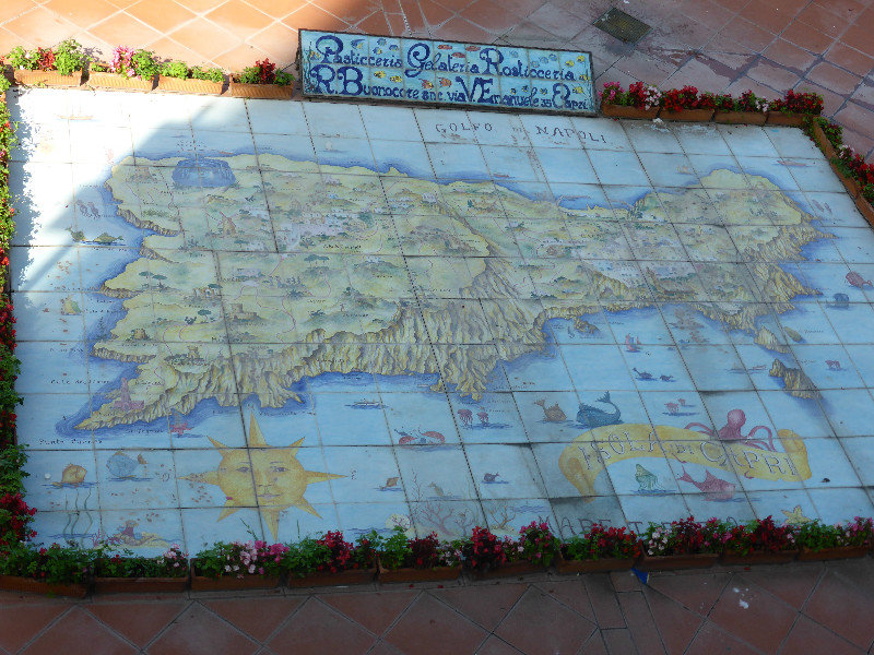Map of Isle of Capri on Amalfi Coast Italy 18 Oct 2013 (31)
