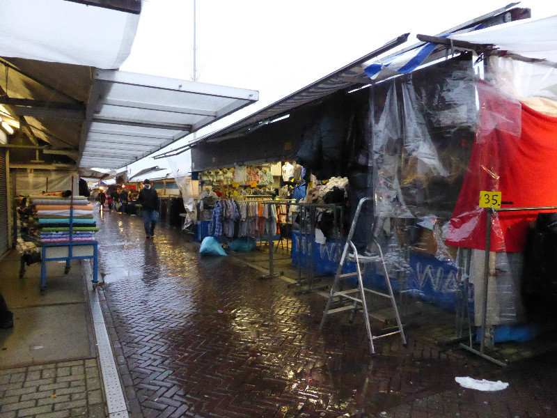 De Haagse Markets in The Hague over 500 stalls (1)