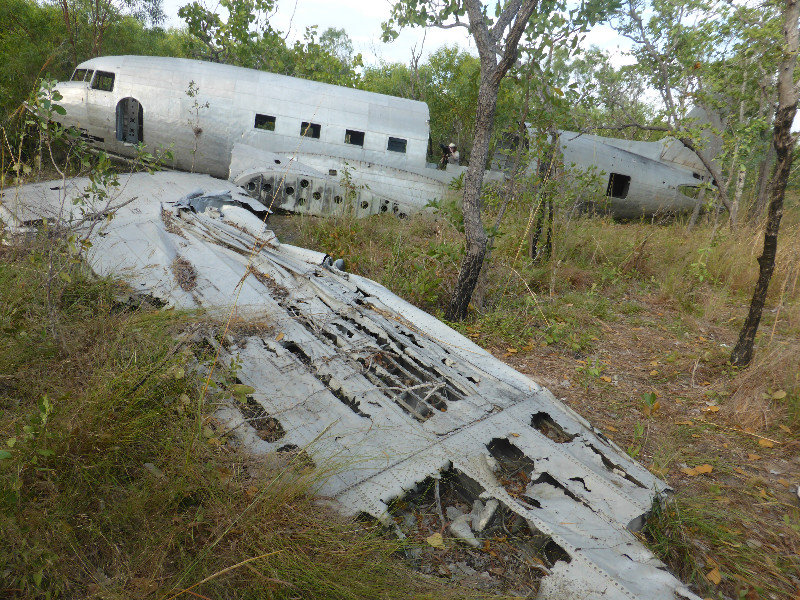 WW 2  plane which crashed near Vansittart Bay - no lives lost (19)