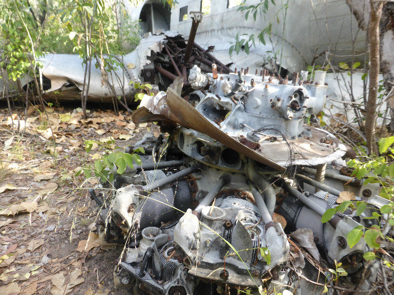 WW 2  plane which crashed near Vansittart Bay - no lives lost (32)