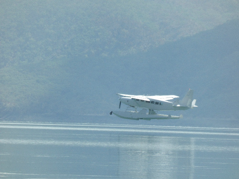 Sea plane Talbot Bay