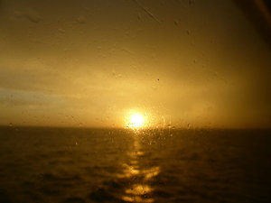 Sunrise near Montgomery Reef (3)