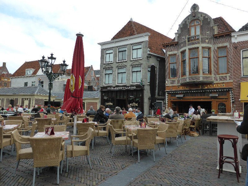 Alkmaar - many cafes