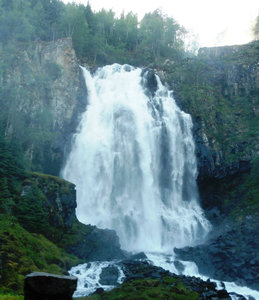 One of the many waterfalls seen along Sorfjorden (3)