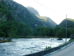 Road along Sorfjorden Highway 13 (41)