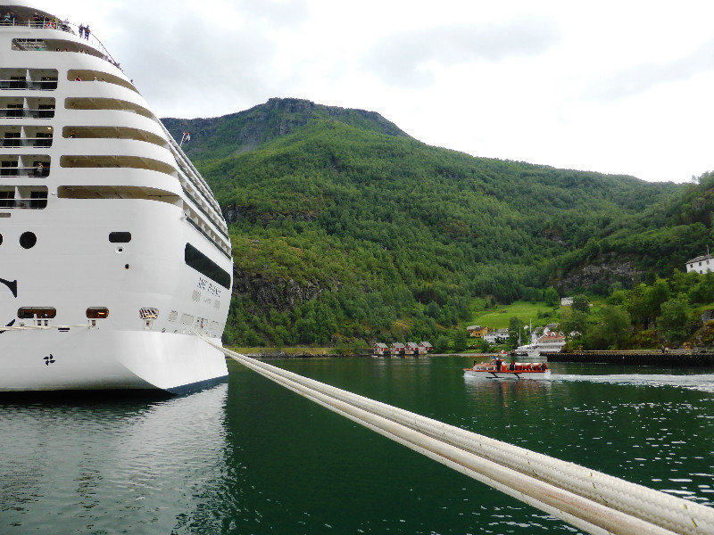 Big cruise ship on Sogefjord in Flam in Norway (22)