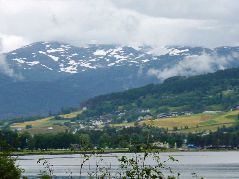 Road from Bergen to Voss (1)