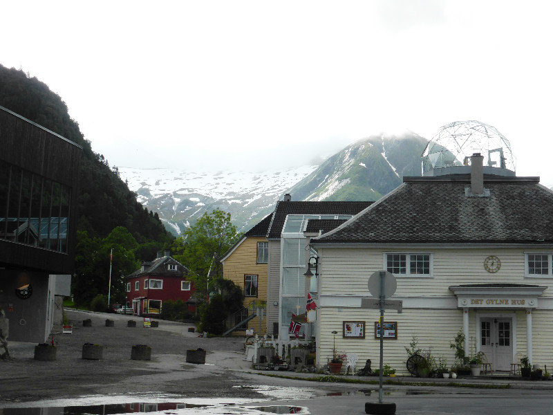 Balestrand on Sognefjorden 12 June (4)