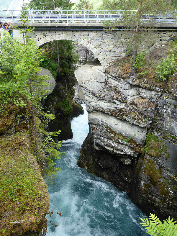 Gudbrands juvel waterfall along Trollstein (9)