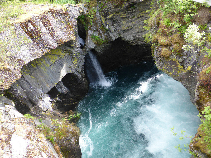 Gudbrands juvel waterfall along Trollstein (17)