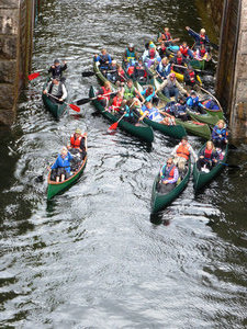 Canoes going throughTelemark Canal sluice gates (2)