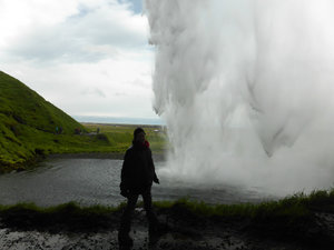 Seljalandsfoss waterfall which you can walk behind (14)