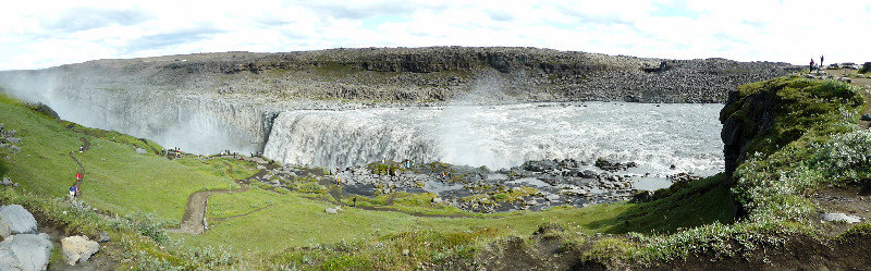 Dettifoss Iselands most powerful waterfall (6)