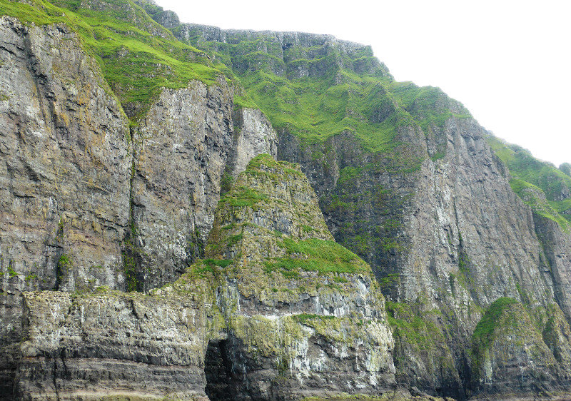 Bird cliffs & Grottos near Vestmanna on Streymoy Island in the Faroe Islands (16)