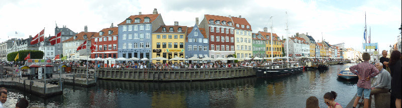 Nyhavn area in Copenhagen (3)