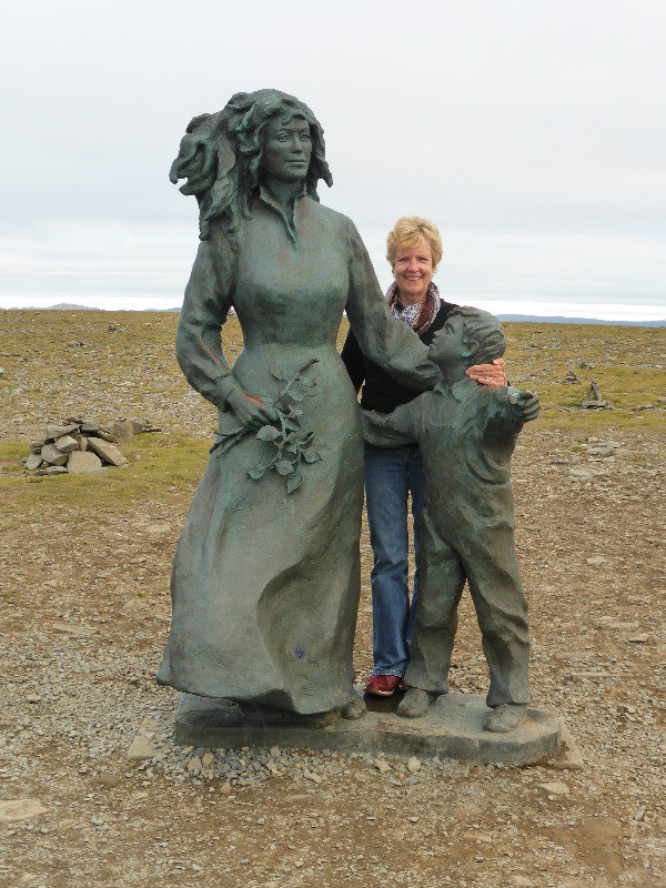 Mother and Child sculpture at North Cape (2)