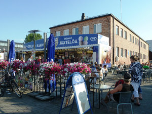 Market Square in Oulu Finland (7)