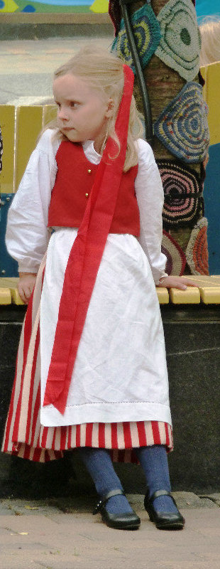 Traditional dance in mall of Jyvaskyla Finland - the cute