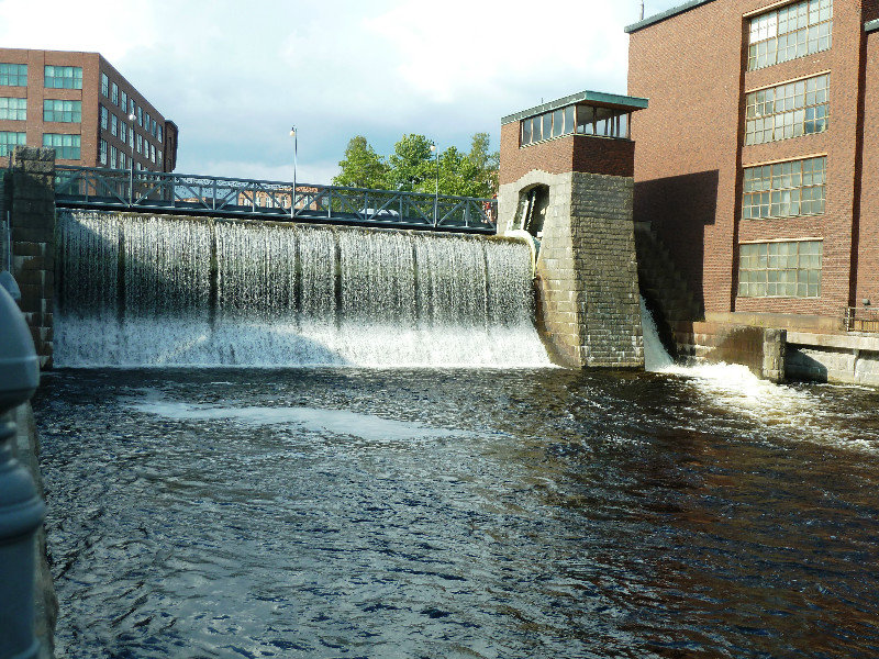 Tammerkoski Rapids in Tampere Finland (1)