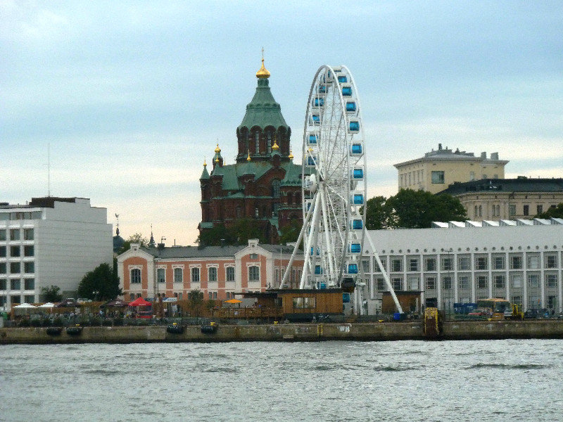 Uspenski Cathederal and Ferris Wheel in Helsinki Finland (1)
