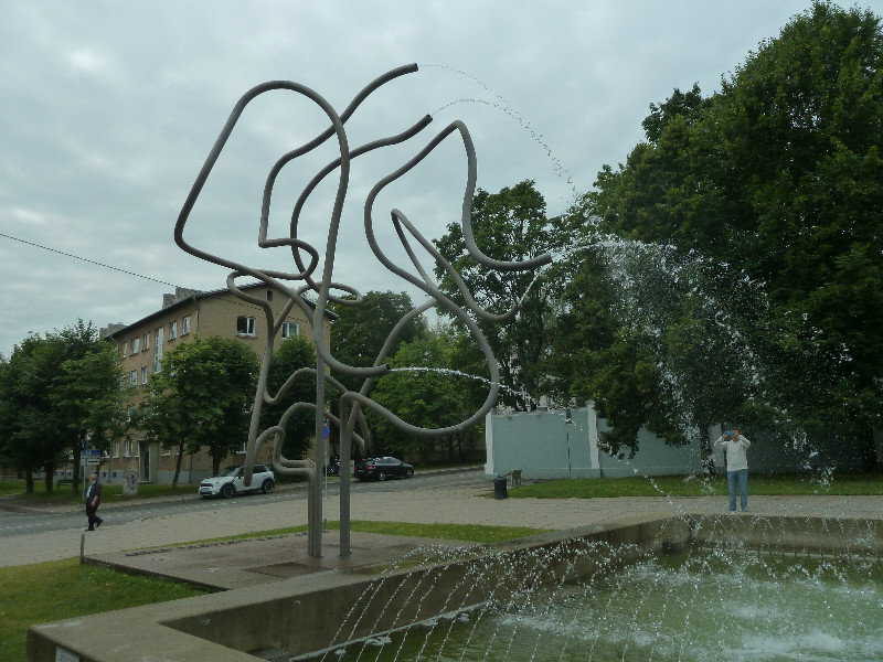Sculpture of 15 metre long steel pipe for Yuri Lotman a scientist in Tartu in eastern Estonia (4)