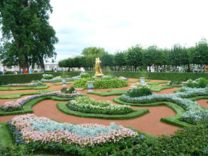 Peterhof Gardens Palace and Fountains St Petersburg (30)