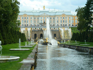 Peterhof Gardens Palace and Fountains St Petersburg (35)