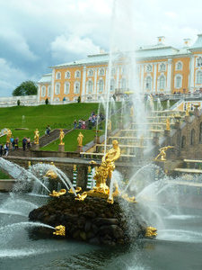 Peterhof Gardens Palace and Fountains St Petersburg (36)