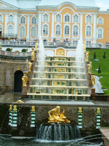 Peterhof Gardens Palace and Fountains St Petersburg (38)