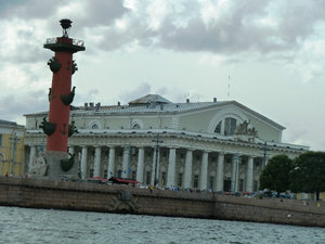 Rostral Culomns 34 m high St Petersburg & Old Stock Exchange (1)