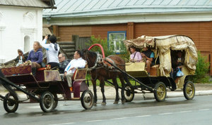 Tourists in Suzdal east of Moscow (1)