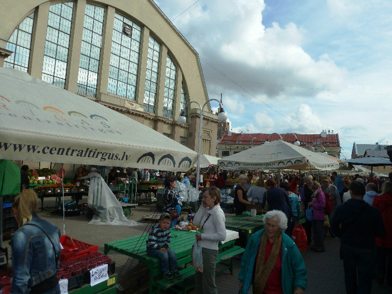 Central Markets in Riga - biggest in Europe (13)